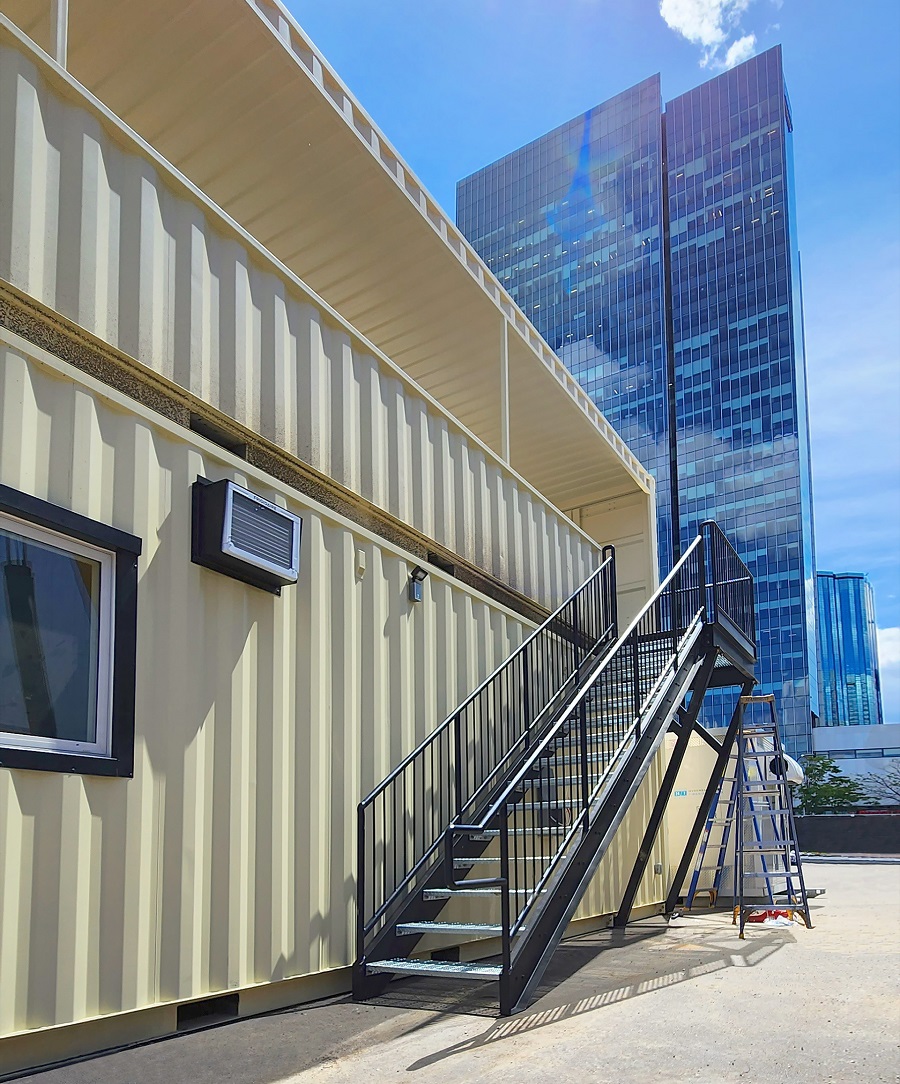 40&rsquo;HC VIP Area with Patio for the Oilers - CONTAINERS DIRECT PTY LTD